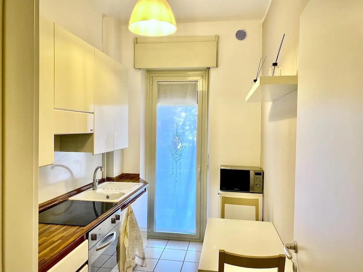Apartment Anna Home Train Milan Malpensa Gallarate Italy